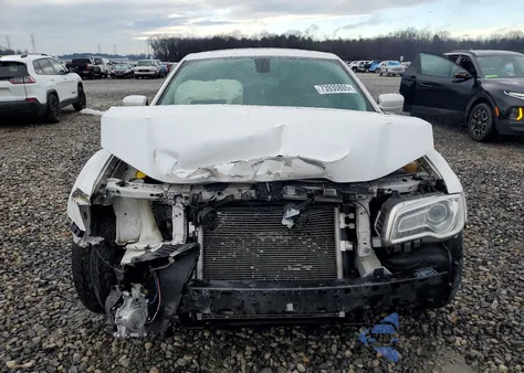 2015 Chrysler 300 Limited из США, поврежденный, VIN 2C3CCARG7FH923191